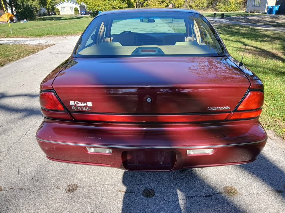 Oldsmobile 88 4dr Sdn 1999 Oldsmobile 88 4dr Sdn 1999