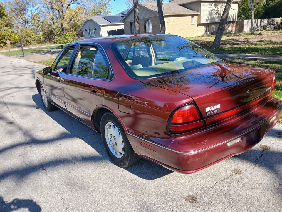 Oldsmobile 88 4dr Sdn 1999 Oldsmobile 88 4dr Sdn 1999