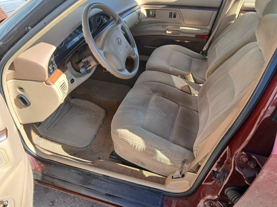 Oldsmobile 88 4dr Sdn 1999 Oldsmobile 88 4dr Sdn 1999