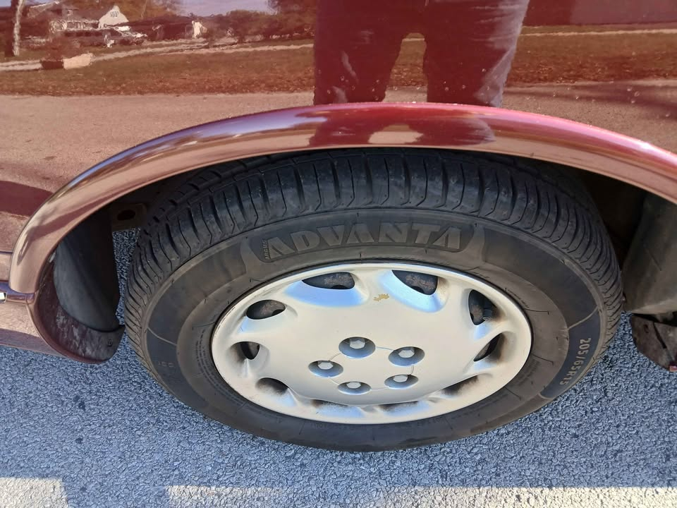 Oldsmobile 88 4dr Sdn 1999 Oldsmobile 88 4dr Sdn 1999