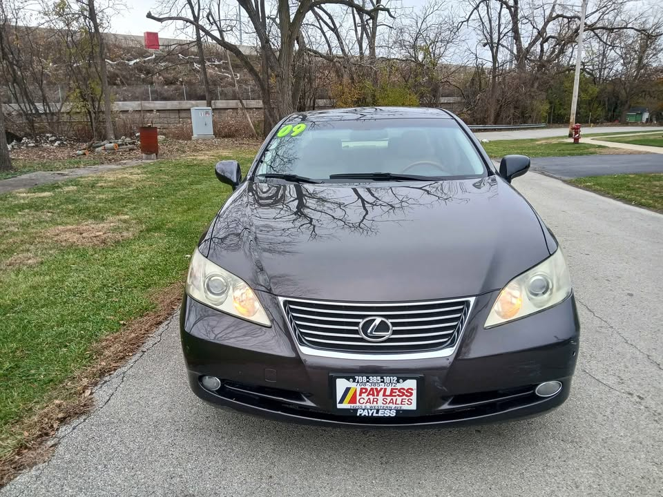 Lexus ES 350 4D Luxury Sedan 2009