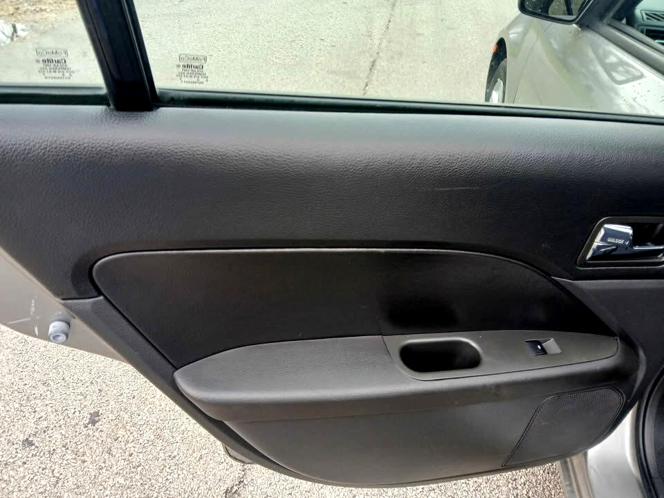 Ford Fusion 4dr Sdn I4 SE FWD 2009