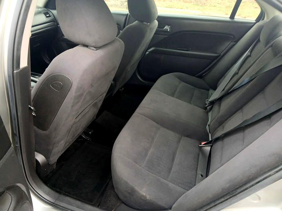 Ford Fusion 4dr Sdn I4 SE FWD 2009