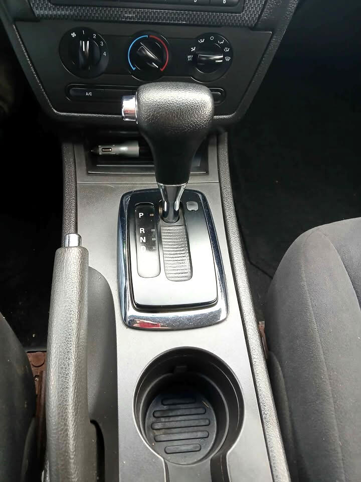 Ford Fusion 4dr Sdn I4 SE FWD 2009