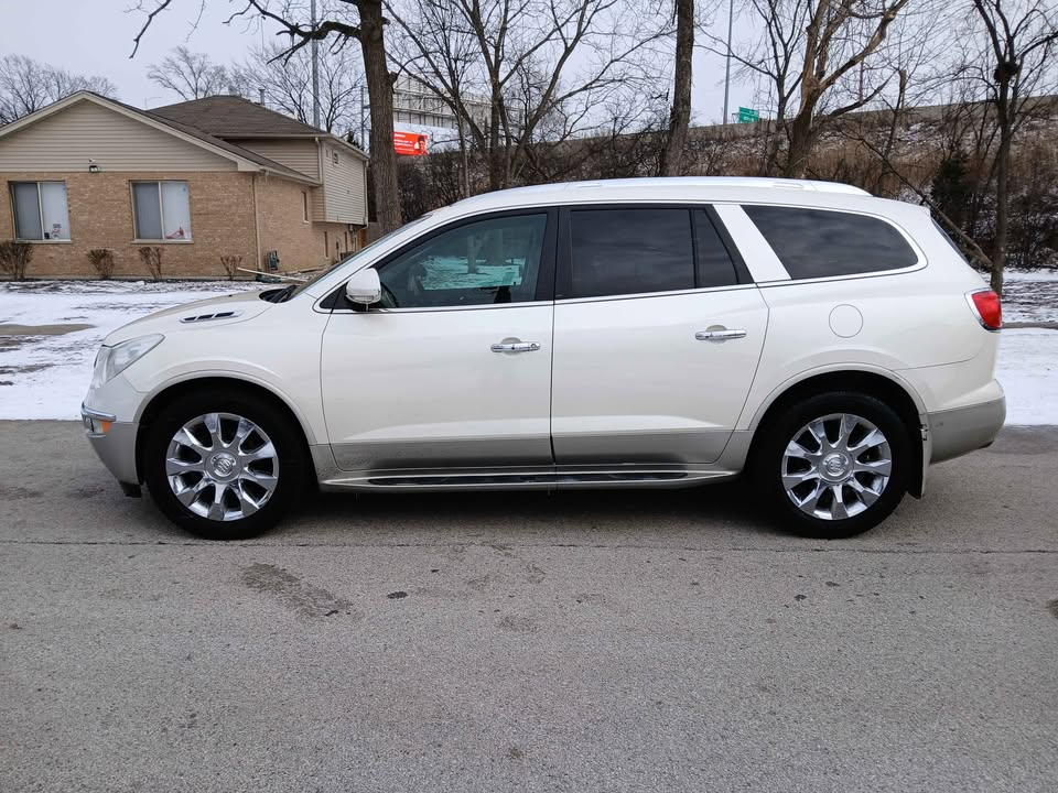 Buick Enclave AWD 4dr CXL-2 2011