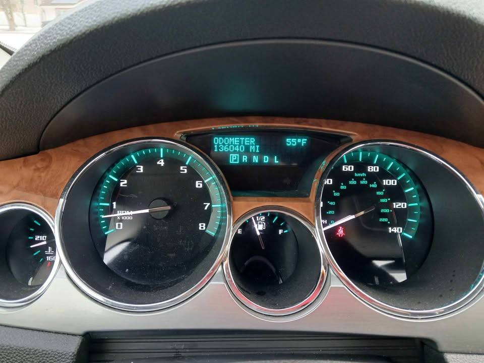 Buick Enclave AWD 4dr CXL-2 2011