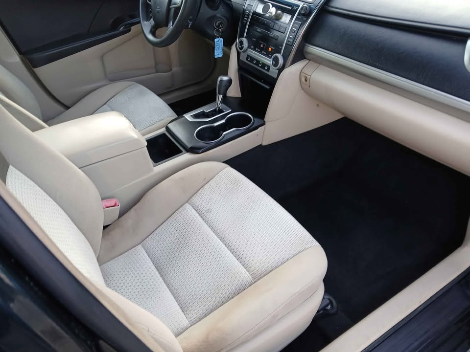 Toyota Camry 4dr Sdn I4 Auto SE Sport Limited Edition (Natl) 2012