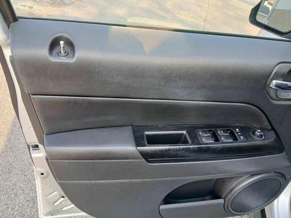 Jeep Patriot FWD 4dr Sport 2011