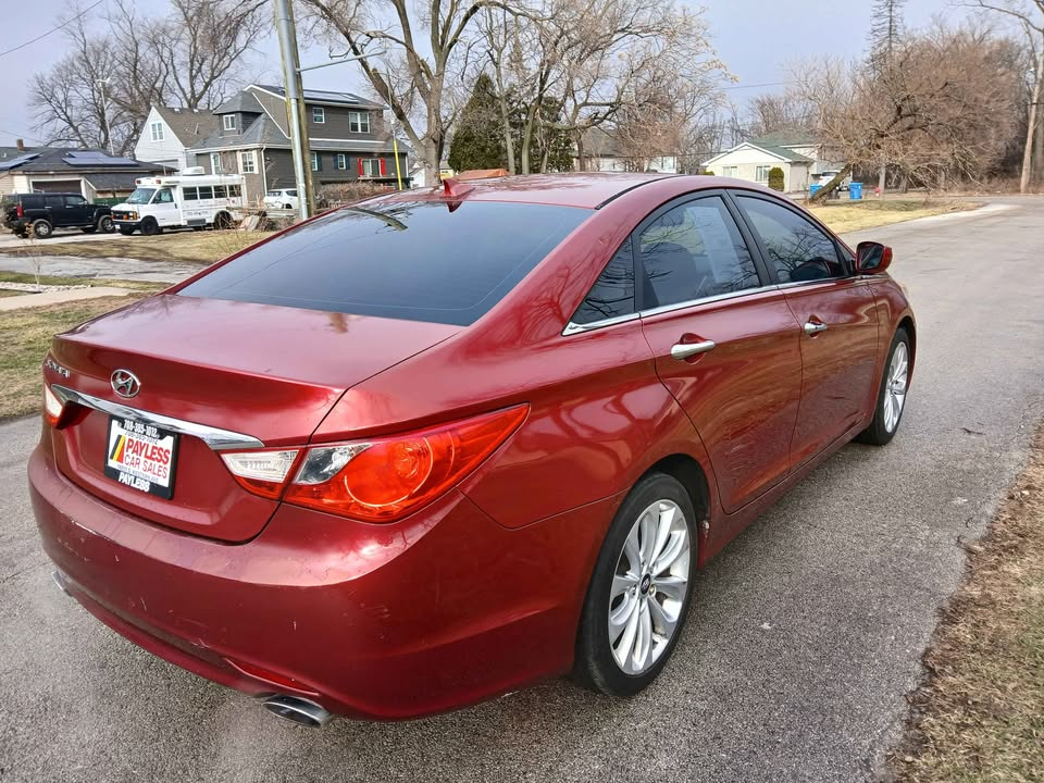 Hyundai Sonata 4dr Sdn 2.4L Auto SE 2013
