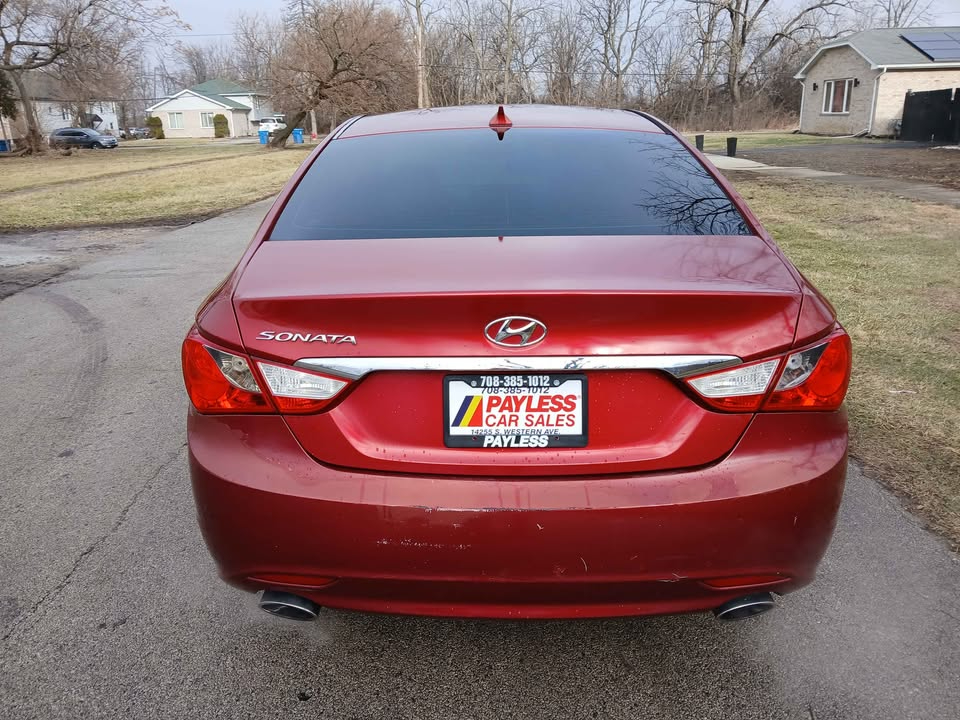 Hyundai Sonata 4dr Sdn 2.4L Auto SE 2013