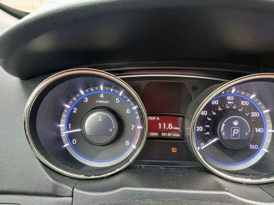 Hyundai Sonata 4dr Sdn 2.4L Auto SE 2013