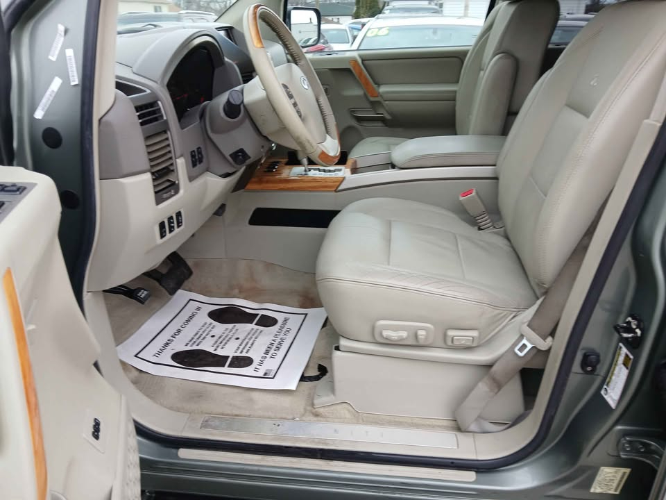 Infiniti QX56 4dr 4WD 2006