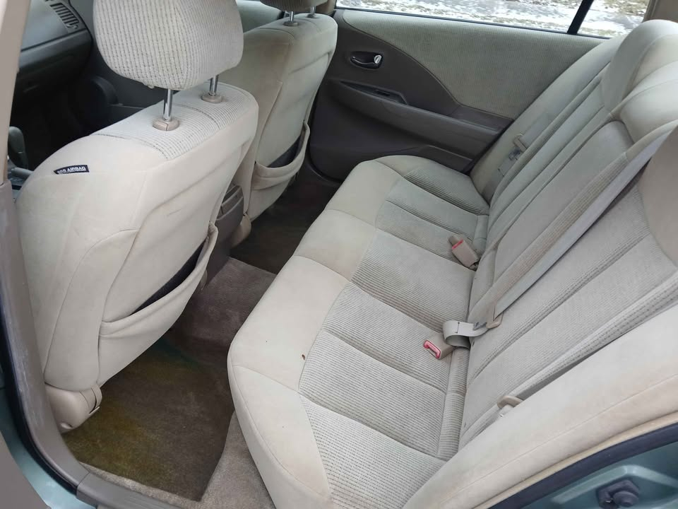 Nissan Altima 4dr Sdn 2.5 S Auto 2004