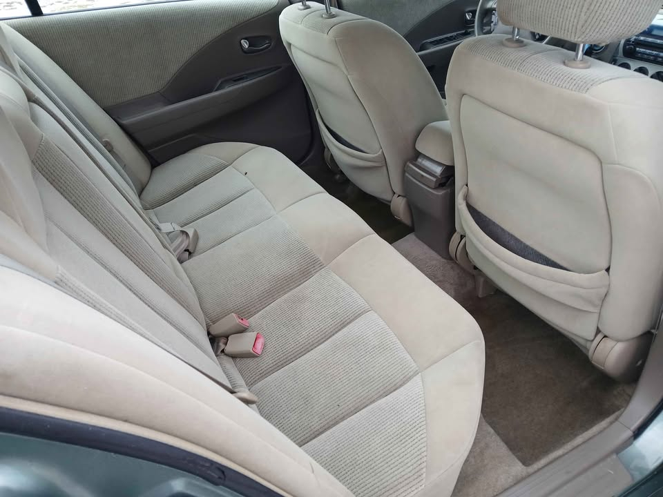 Nissan Altima 4dr Sdn 2.5 S Auto 2004