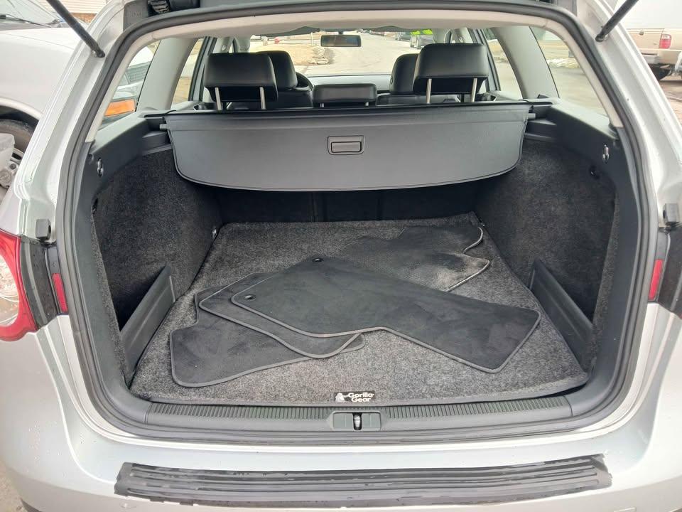 Volkswagen Passat Wagon 4dr Auto 2.0T FWD 2007