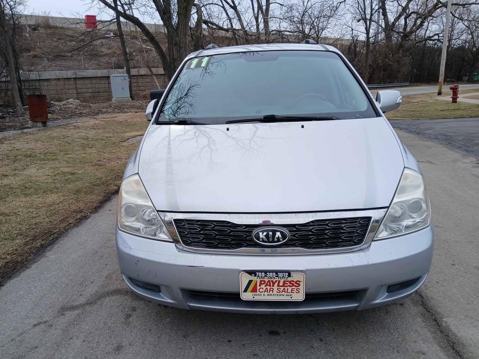 Kia Sedona 4dr LWB LX 2011