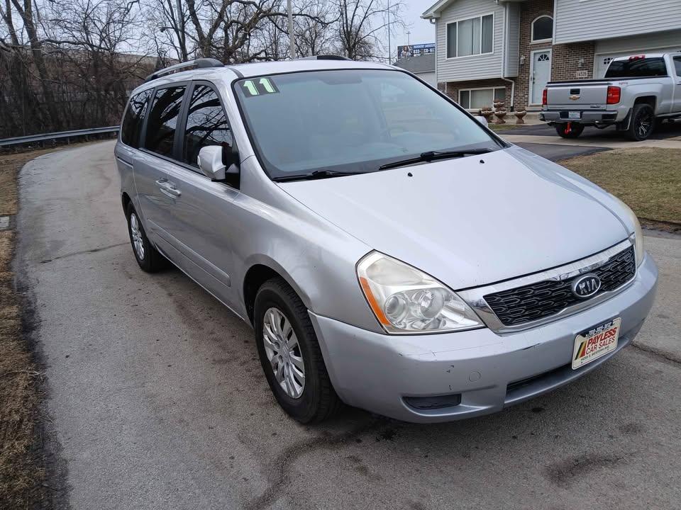 Kia Sedona 4dr LWB LX 2011