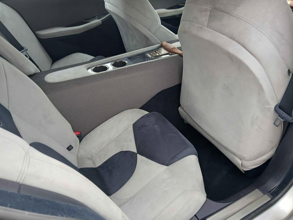 Fisker Karma 4dr Sdn EcoChic 2012