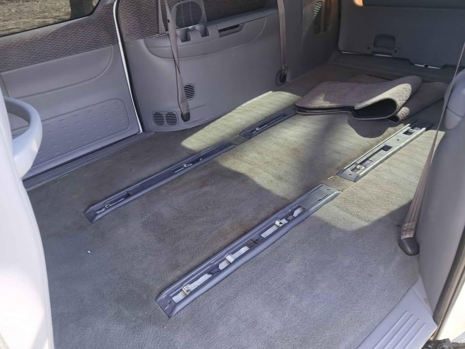 Dodge Caravan 4dr Grand SE 119" WB 2000