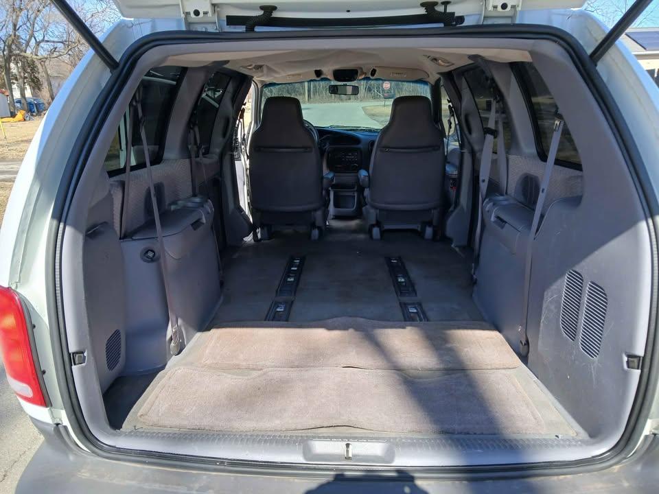 Dodge Caravan 4dr Grand SE 119" WB 2000