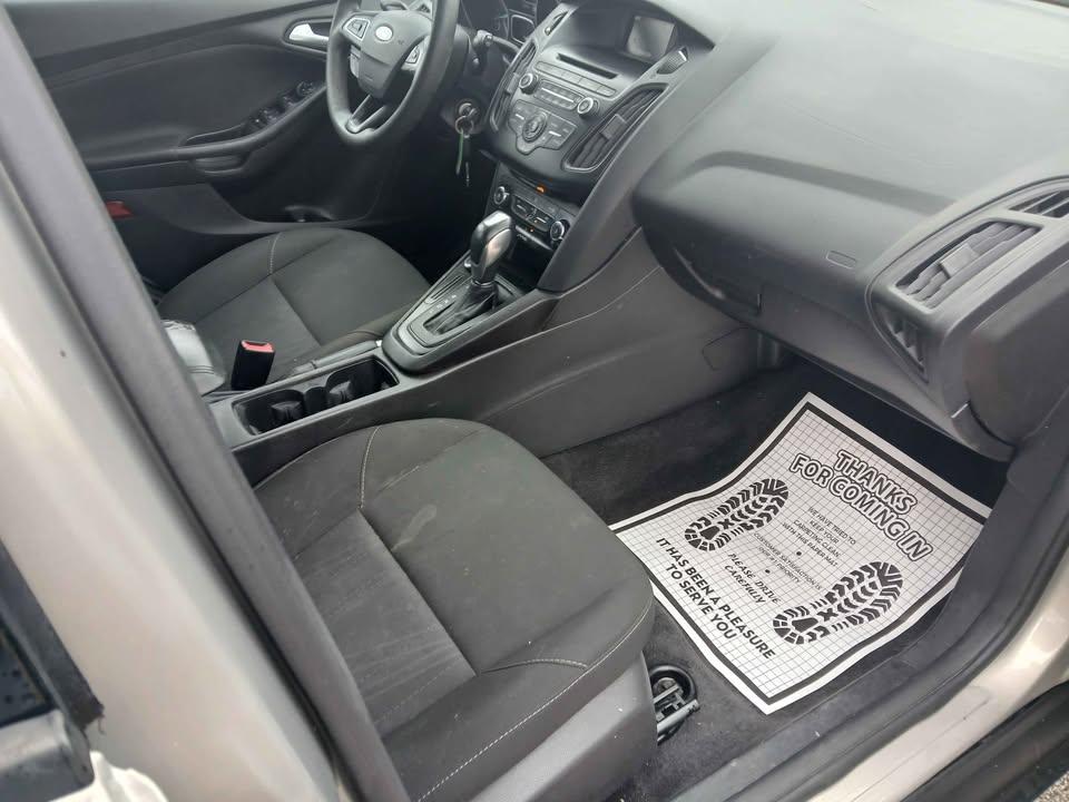 Ford Focus 5dr HB SE 2015