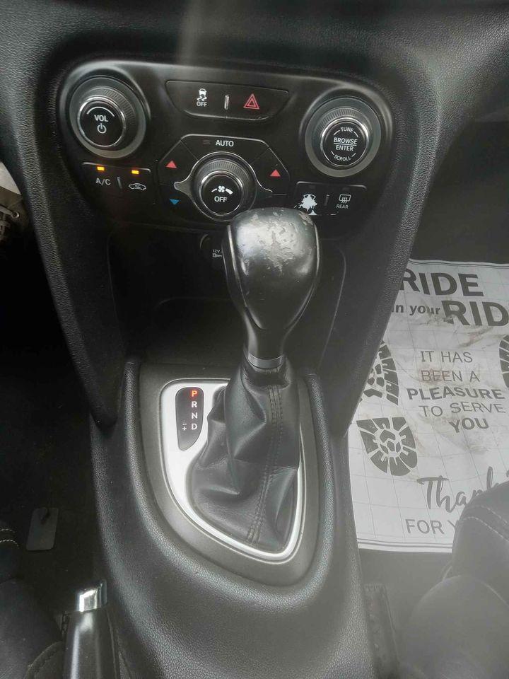 Dodge Dart 4dr Sdn Limited 2013