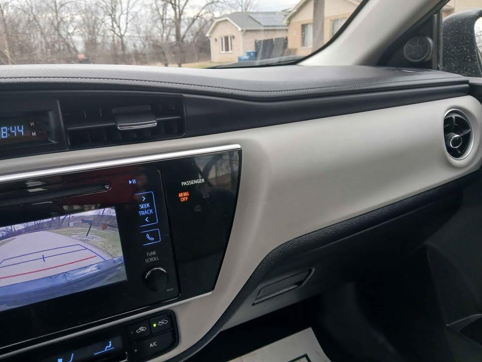 Toyota Corolla LE Eco w/Package 1 CVT (Natl) 2017