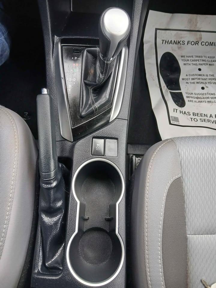 Toyota Corolla LE Eco w/Package 1 CVT (Natl) 2017