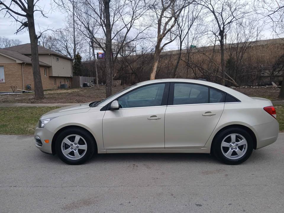 Chevrolet Cruze Limited 4dr Sdn Auto LT w/1LT 2016