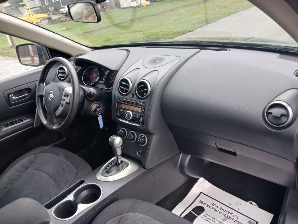 Nissan Rogue AWD 4dr S 2011
