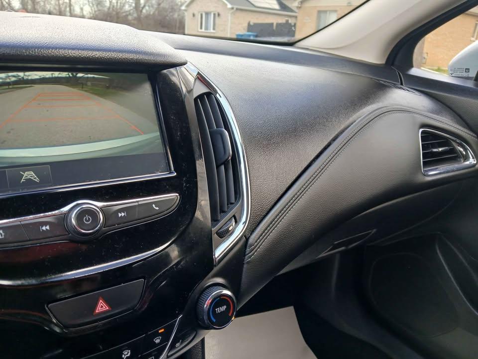 Chevrolet Cruze 4dr Sdn 1.4L Premier w/1SF 2017