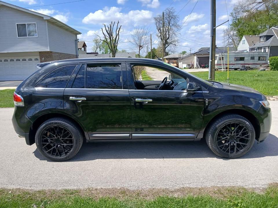 Lincoln MKX AWD 4dr 2013