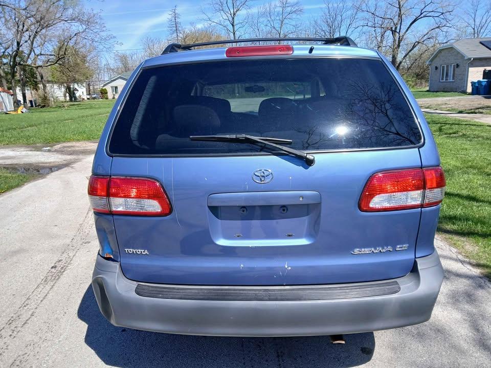 Toyota Sienna 5dr CE (Natl) 2003