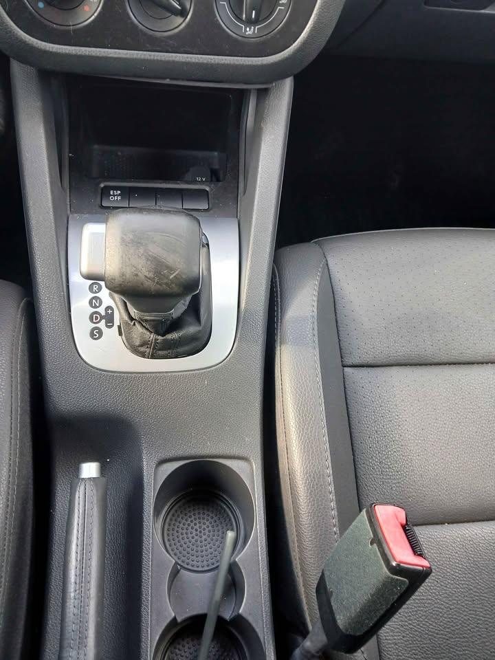 Volkswagen Jetta Sedan 4dr Auto SEL 2008