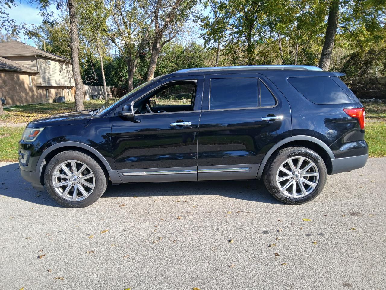 Ford Explorer Limited 4WD 2017