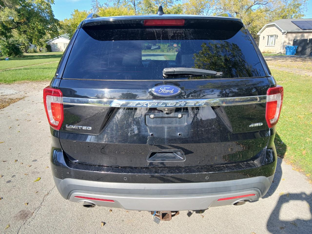 Ford Explorer Limited 4WD 2017