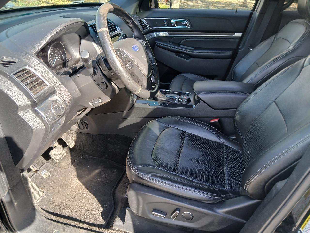 Ford Explorer Limited 4WD 2017