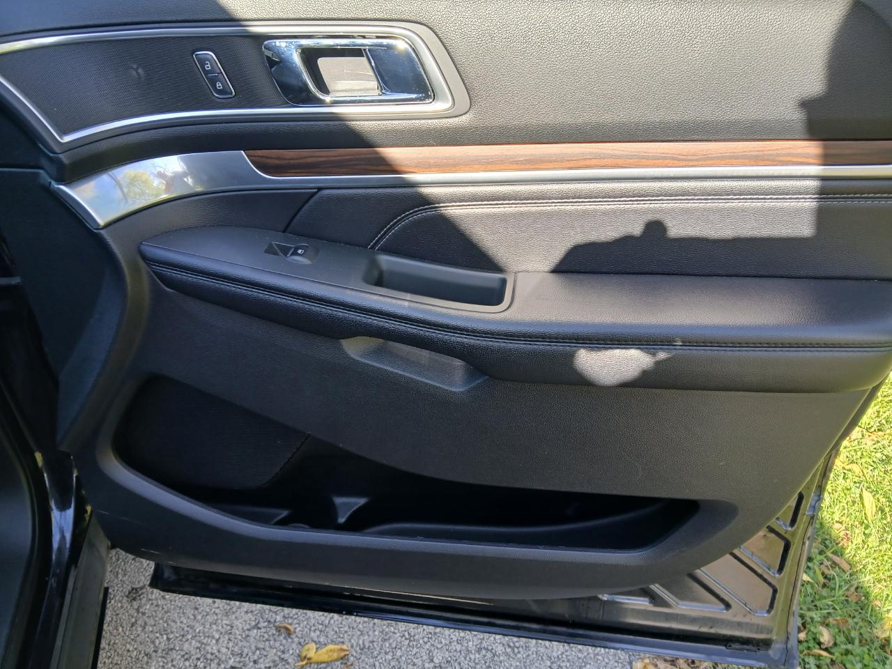 Ford Explorer Limited 4WD 2017