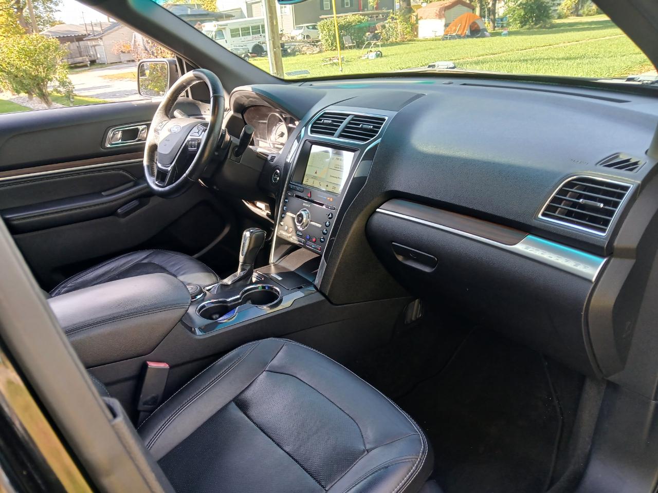 Ford Explorer Limited 4WD 2017