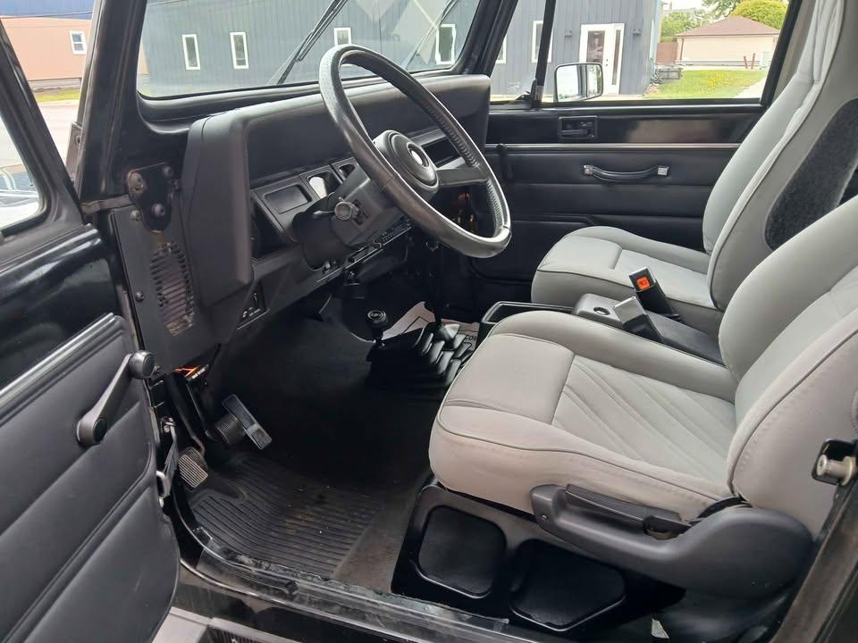 Jeep Wrangler 2dr Base 1993
