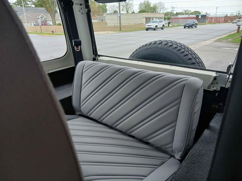Jeep Wrangler 2dr Base 1993