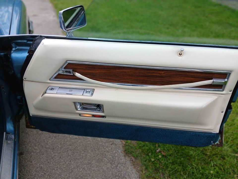 Cadillac Coupe De Ville Base 1972