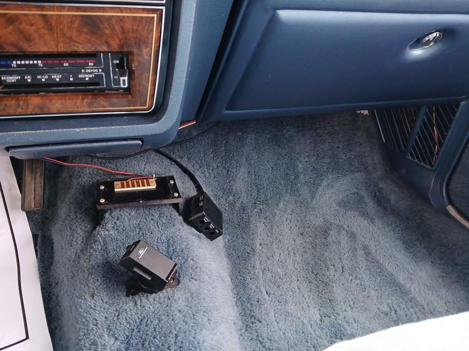 Lincoln Town Car 4dr Sdn Cartier 1979
