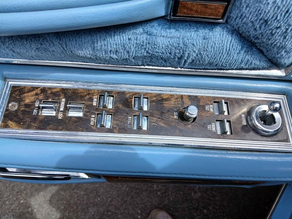 Lincoln Town Car 4dr Sdn Cartier 1979