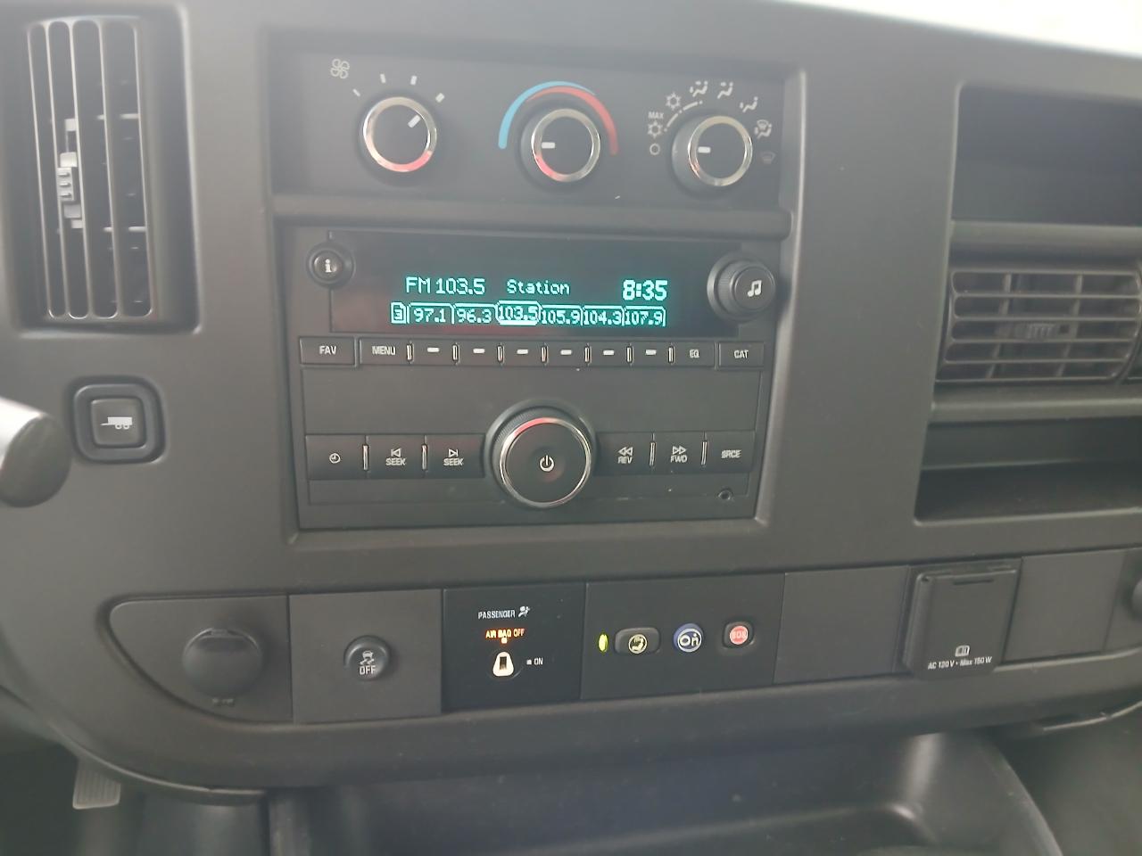 Chevrolet Express Cargo Van RWD 2500 135" 2018