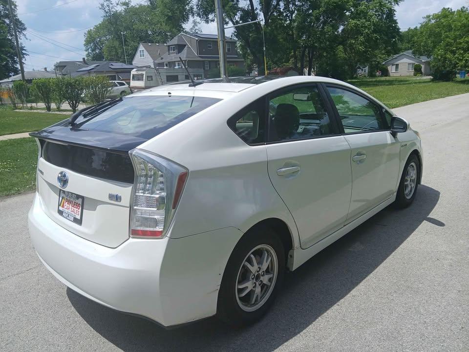 Toyota Prius 5dr HB III (Natl) 2011