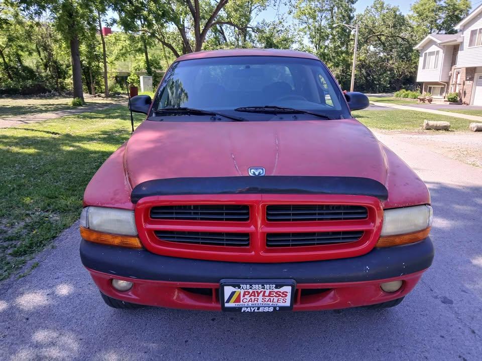 Dodge Dakota Quad Cab 131" WB 4WD Sport 2001