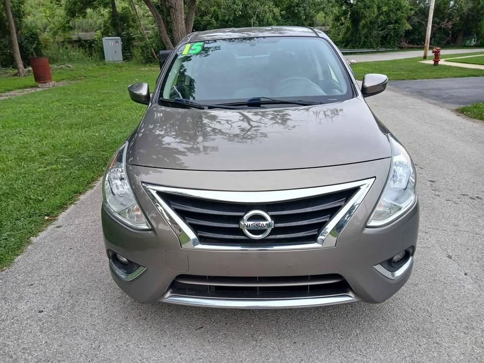 Nissan Versa 4dr Sdn CVT 1.6 SL *Ltd Avail* 2015