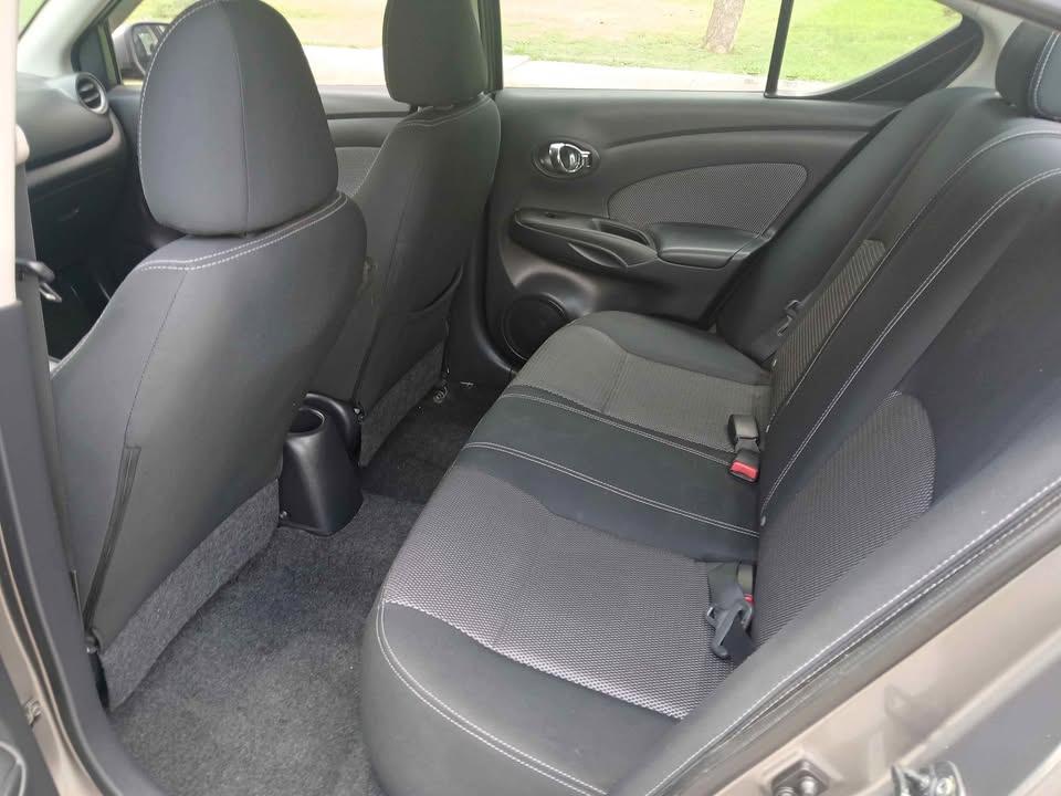 Nissan Versa 4dr Sdn CVT 1.6 SL *Ltd Avail* 2015