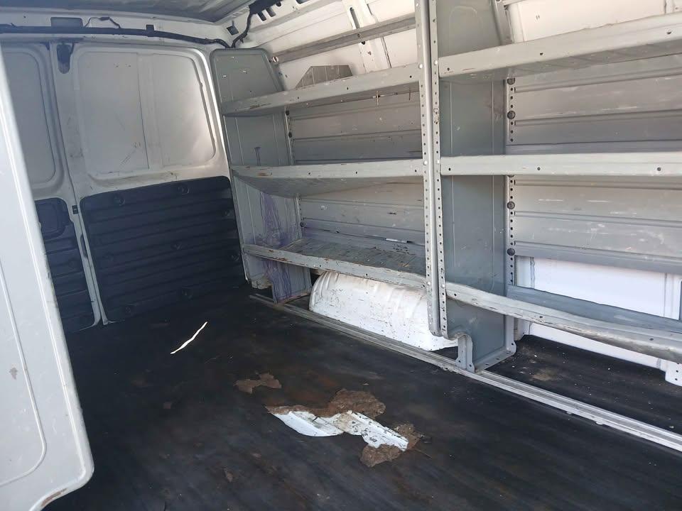 Chevrolet Express Cargo Van RWD 2500 135" 2013